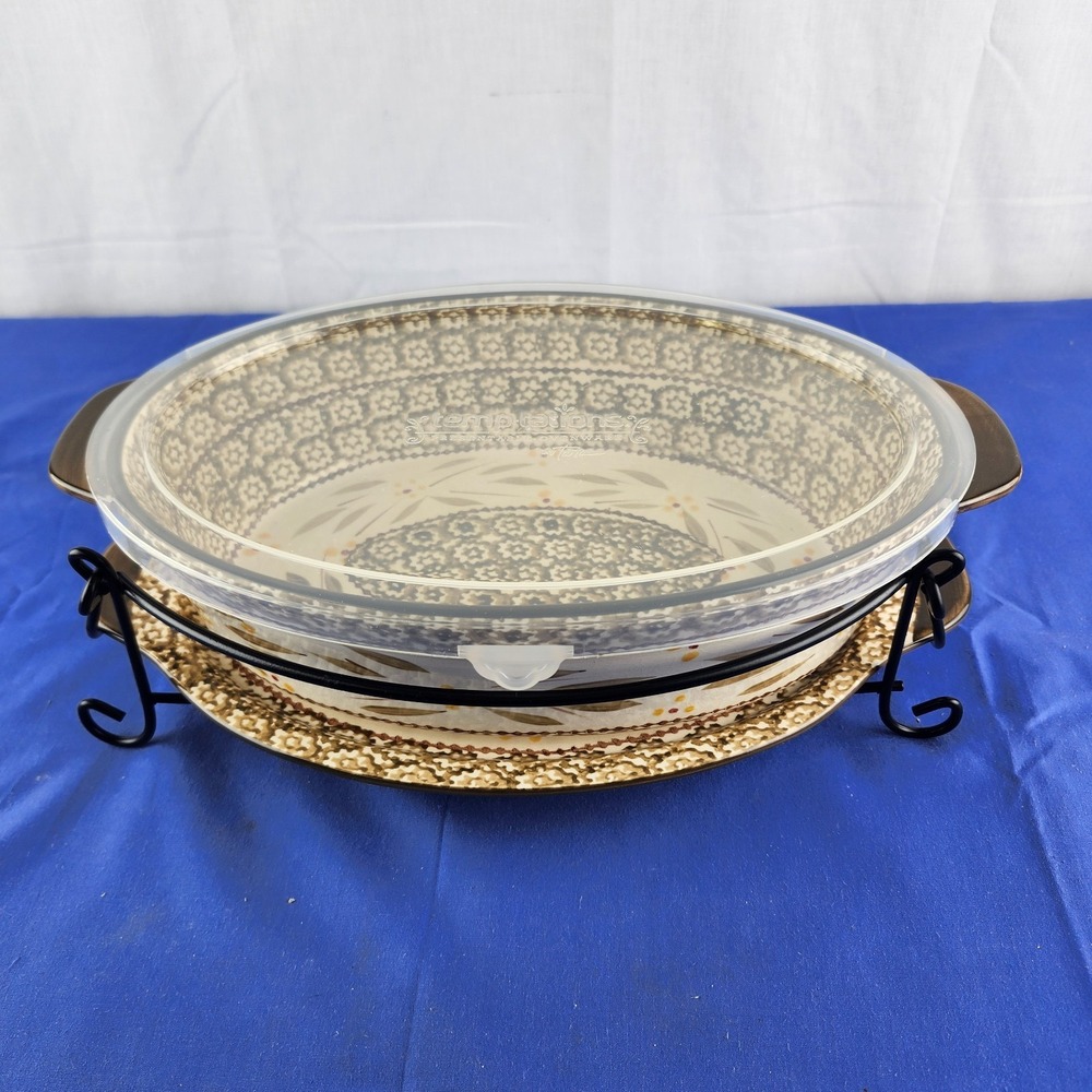 Temptations by Tara Old World Brown 2.5 QT Casserole dish w/ plastic‎ lid & Rack